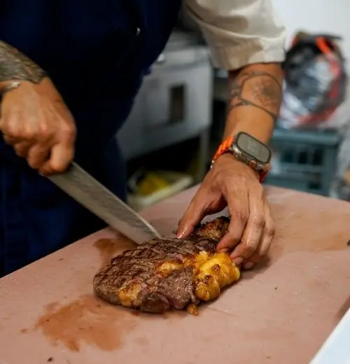 Live cooking demostration.