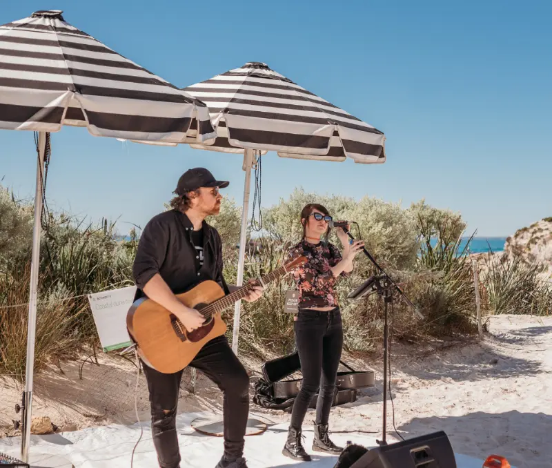 Live music at Pinky's Rottnest Island