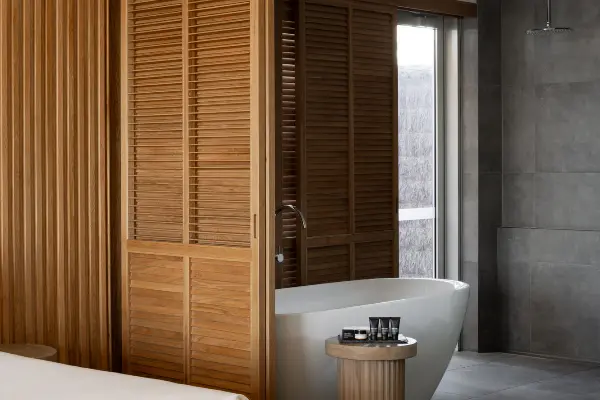 Samphire bathroom,